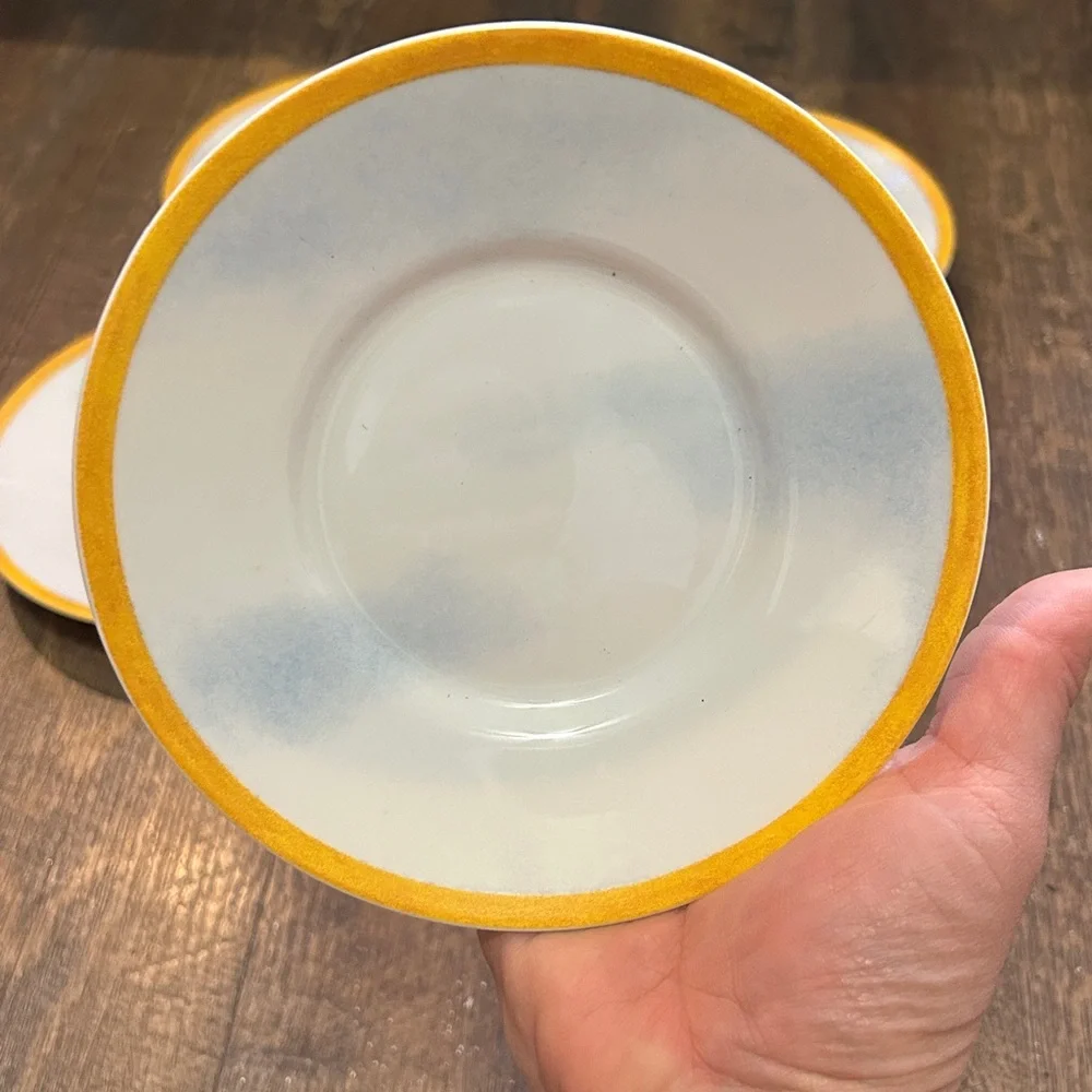 Montgolfiere WILLIAMS-SONOMA Saucers Clouds Yellow Rim -‎ 5 Pack